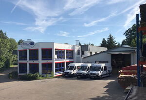 Hofbereich mit Büro